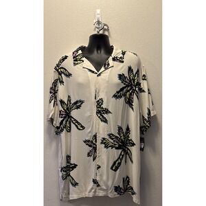 Brand New No Boundaries White Hawaiian Shirt Size XXXL‎